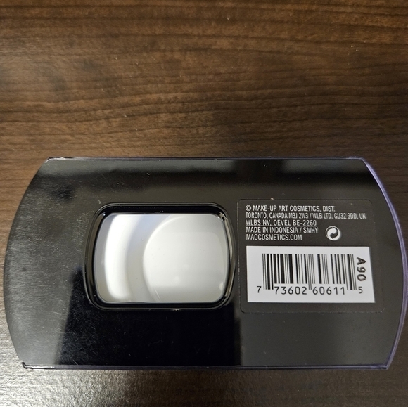 Mac M·A·C LASH / 81 CHARMER LASH  (NIB) - set of 2 - Picture 3 of 3